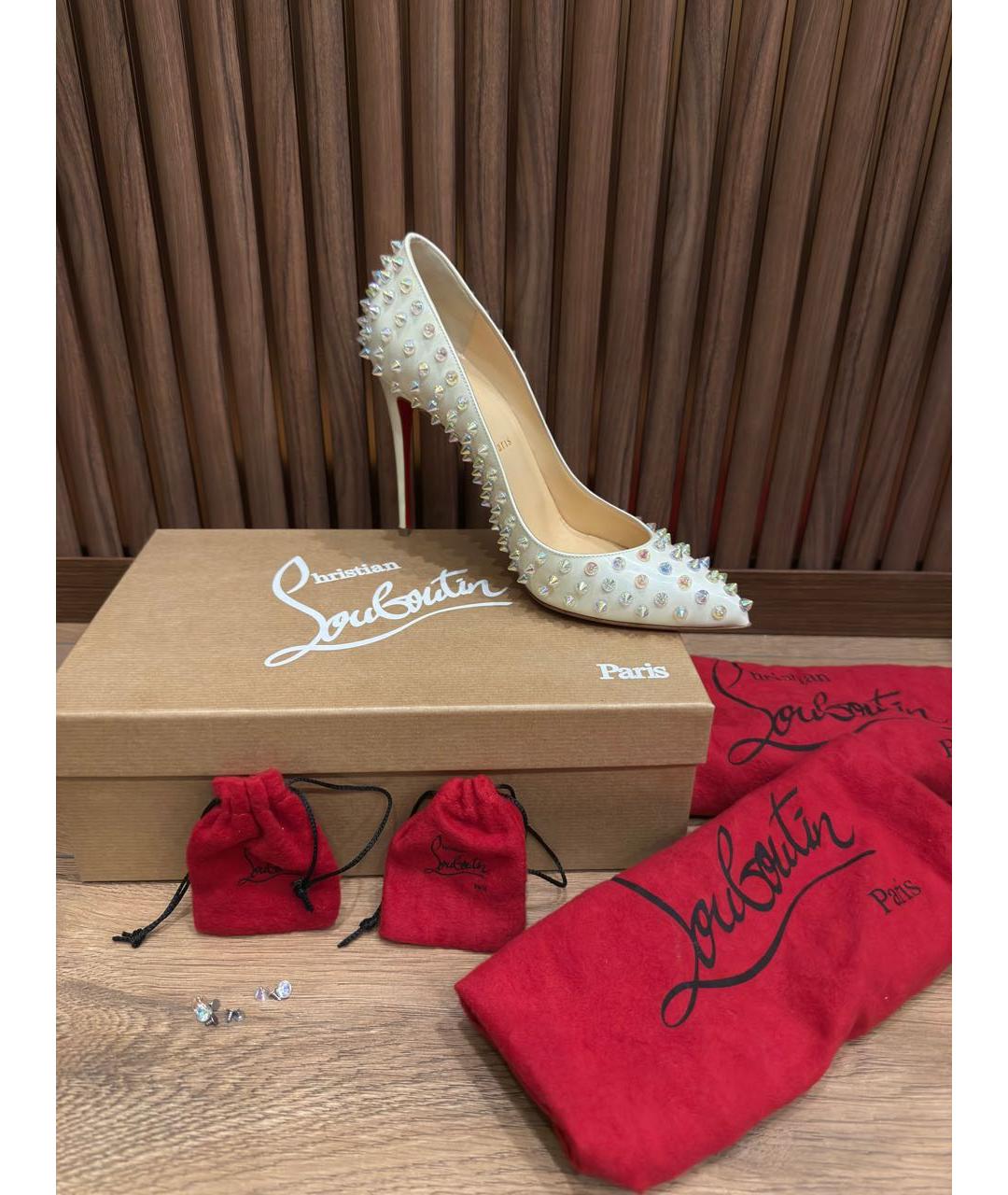CHRISTIAN LOUBOUTIN Белые кожаные туфли, фото 5