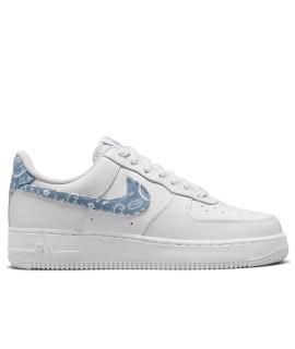 NIKE Кроссовки
