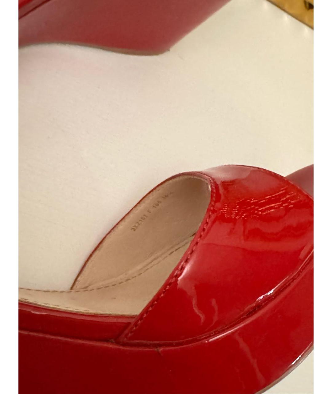 PRADA Красные босоножки из лакированной кожи, фото 5