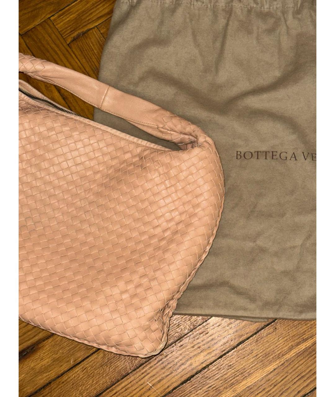 BOTTEGA VENETA Бежевая кожаная сумка с короткими ручками, фото 5