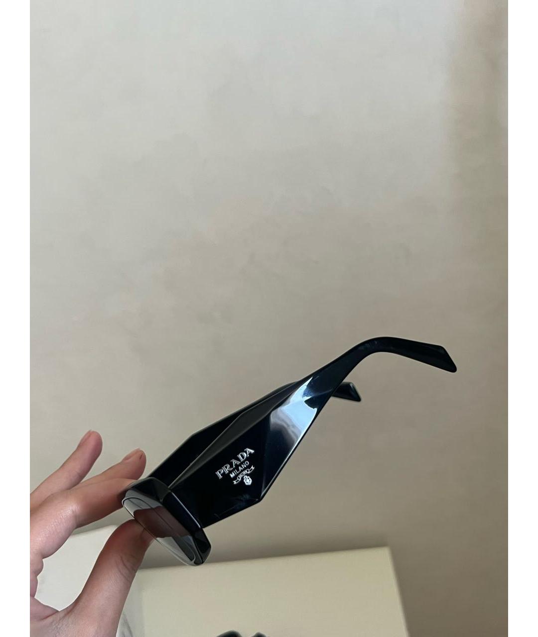 PRADA Черные солнцезащитные очки, фото 3