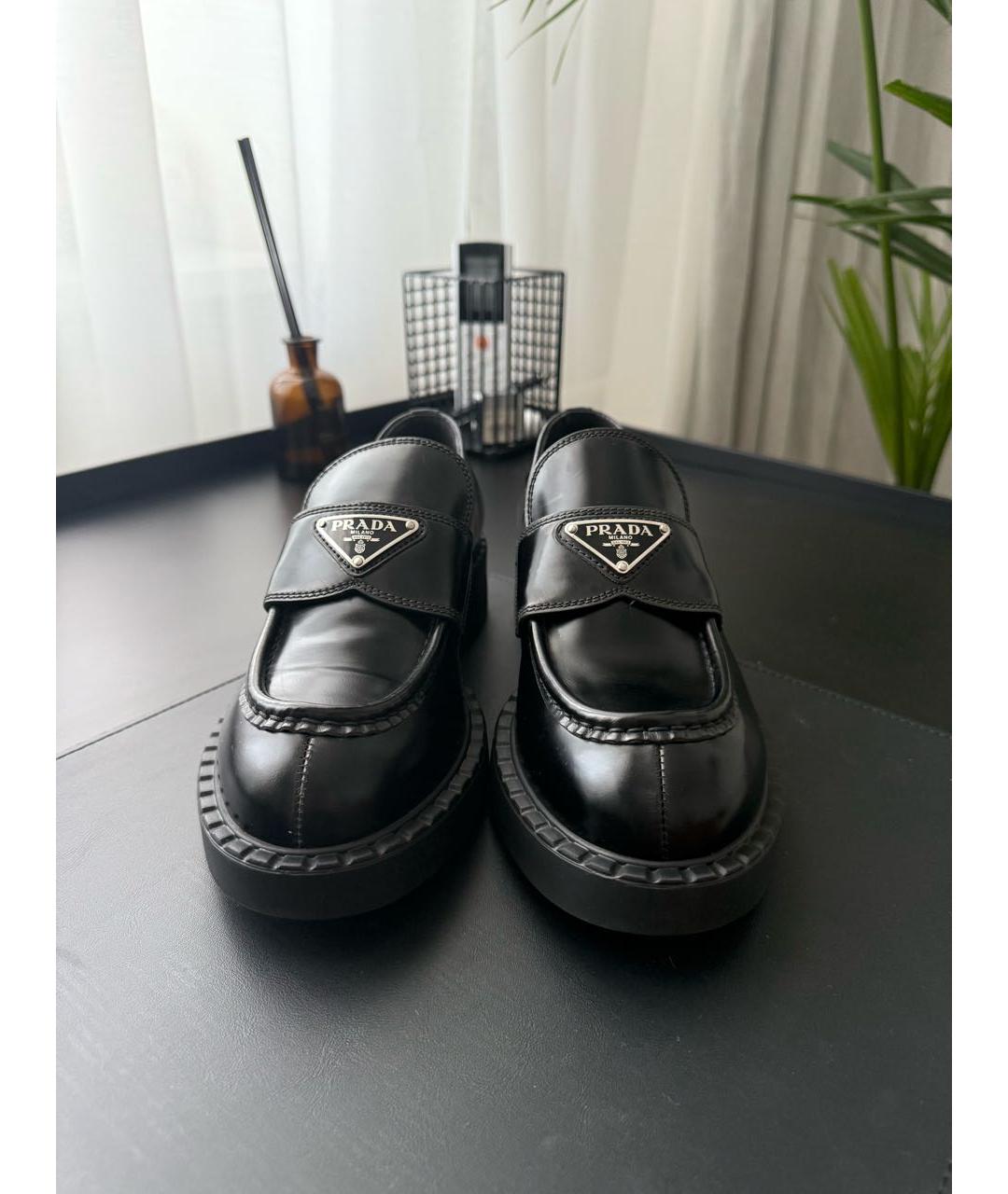 PRADA Черные кожаные лоферы, фото 2