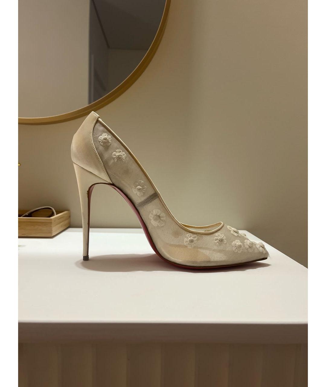 CHRISTIAN LOUBOUTIN Белые туфли, фото 8