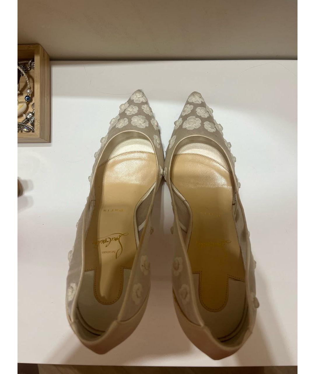 CHRISTIAN LOUBOUTIN Белые туфли, фото 3