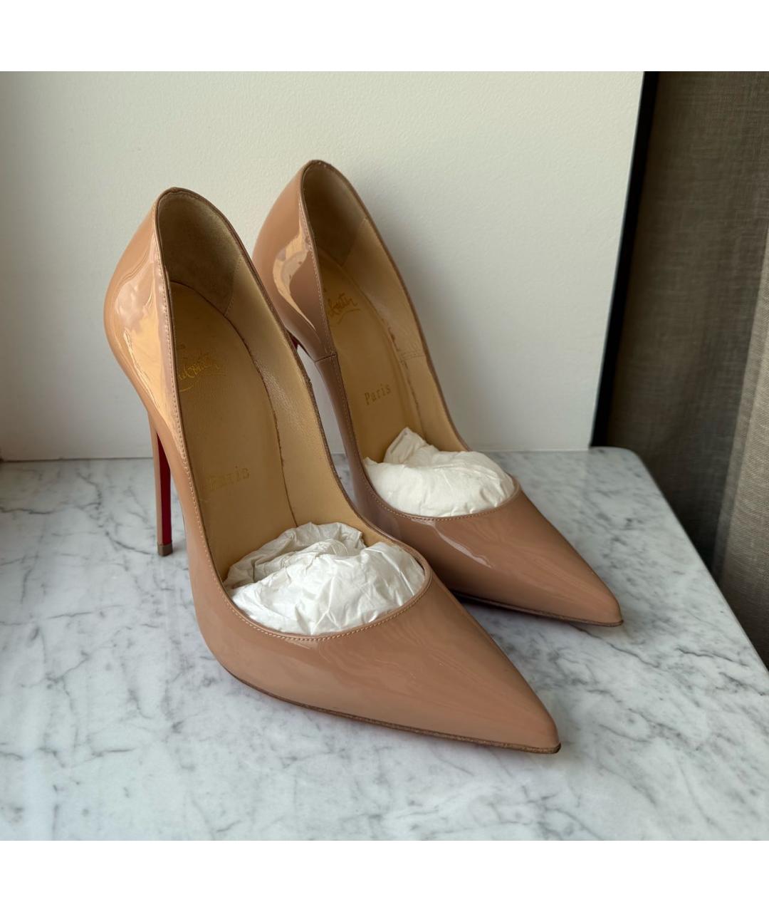 CHRISTIAN LOUBOUTIN Бежевые туфли из лакированной кожи, фото 6