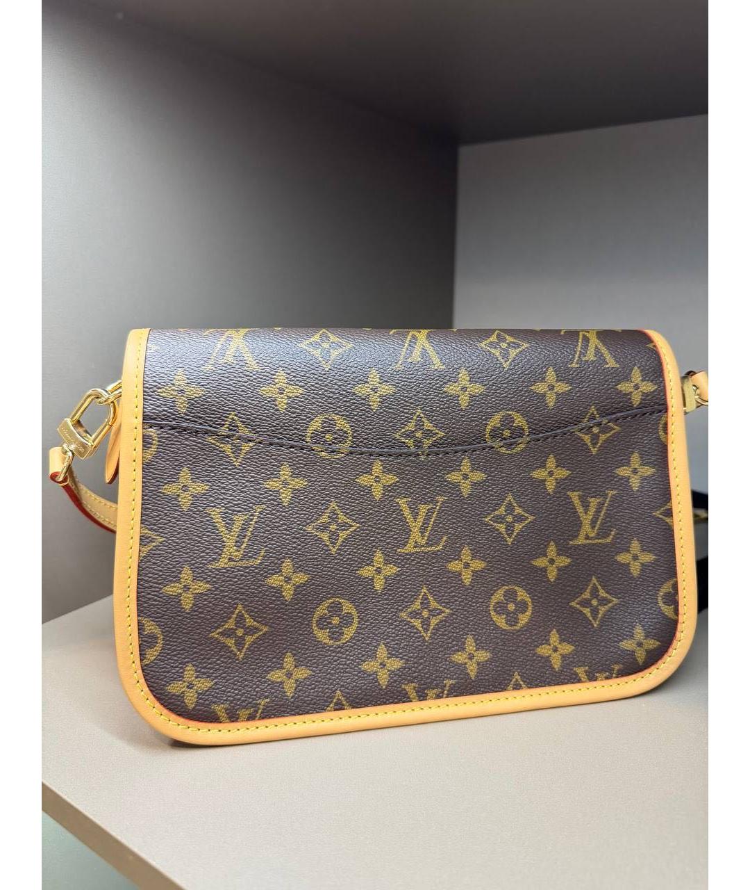 LOUIS VUITTON Коричневая сумка через плечо, фото 6
