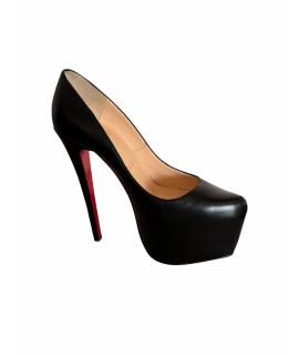 CHRISTIAN LOUBOUTIN Туфли