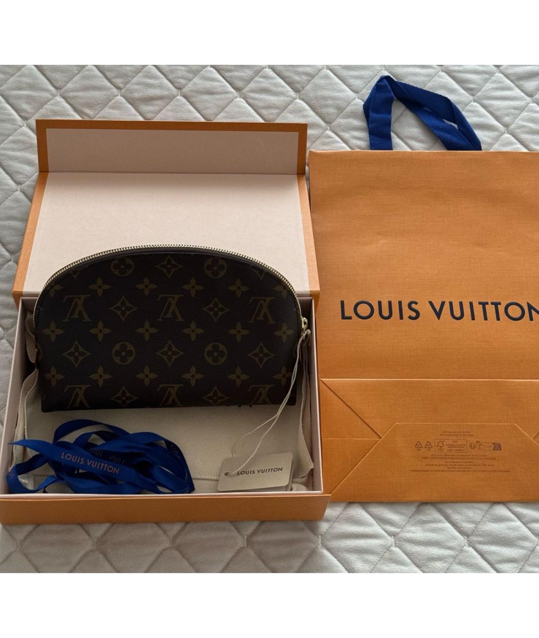 LOUIS VUITTON Коричневая кожаная косметичка, фото 6