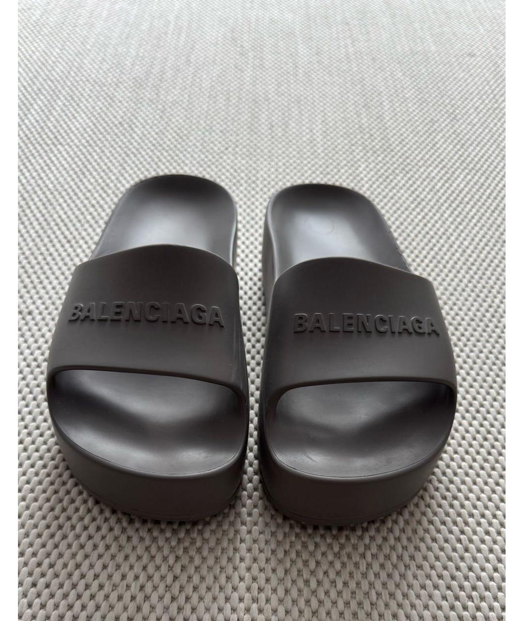 BALENCIAGA Антрацитовые резиновые шлепанцы, фото 2
