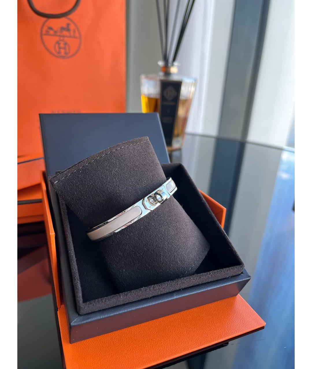 HERMES Бежевый металлический браслет, фото 3