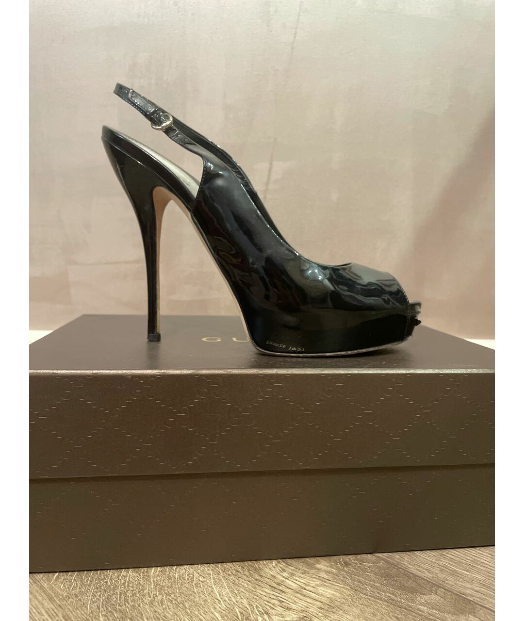 GUCCI Черные туфли из лакированной кожи, фото 9