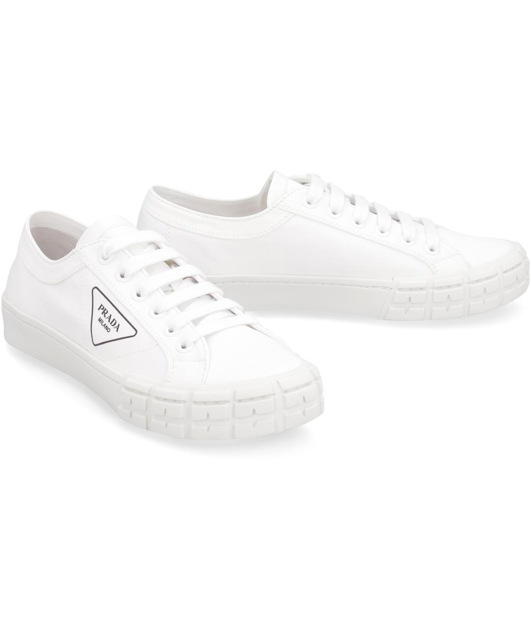 PRADA Белые текстильные низкие кроссовки / кеды, фото 3