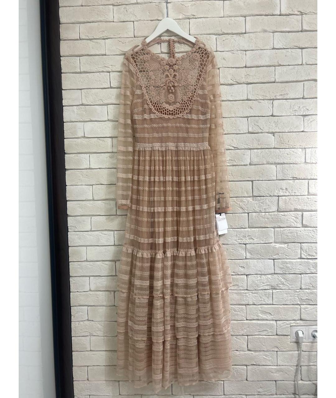 RED VALENTINO Бежевое кружевное вечернее платье, фото 9