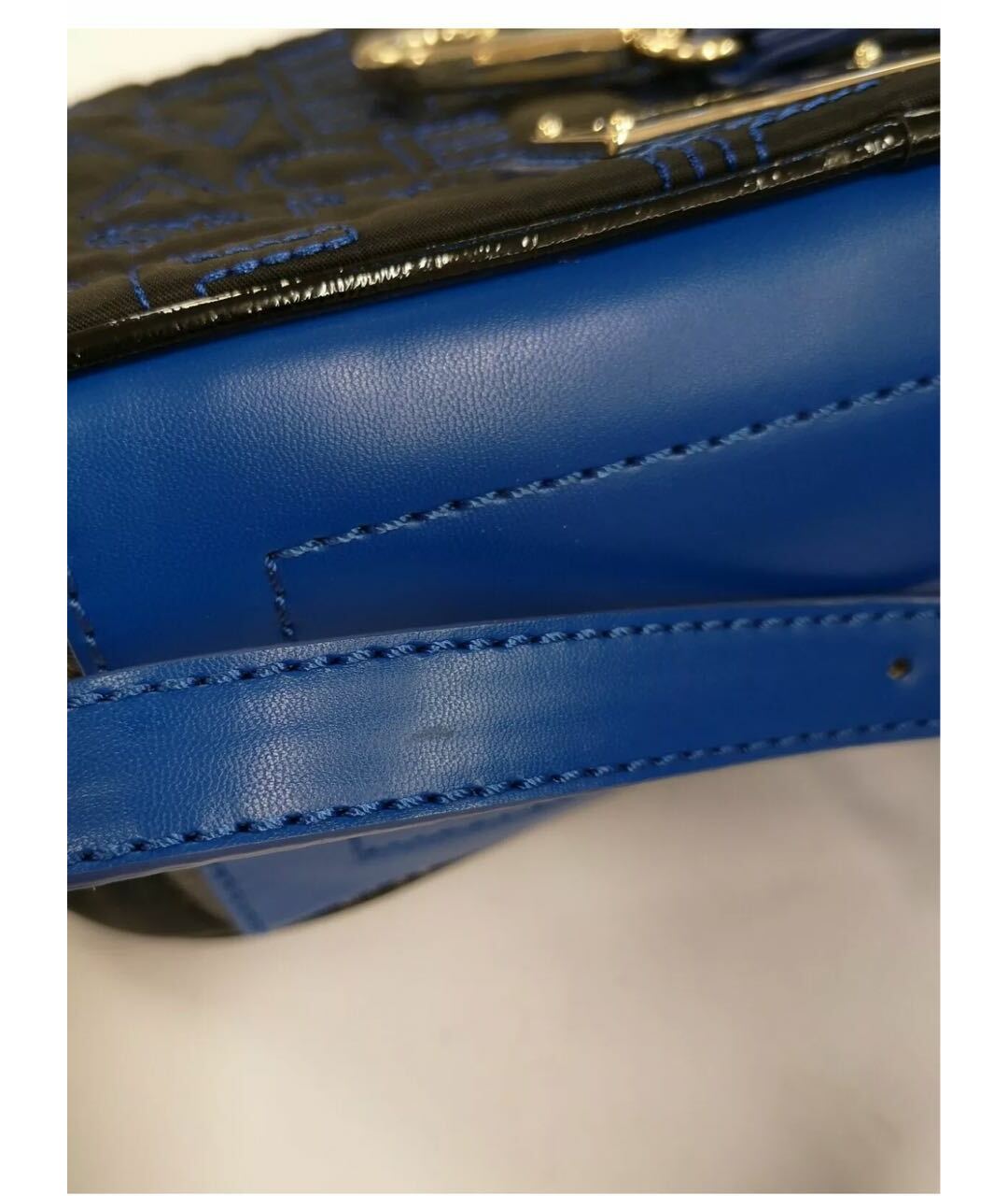 VERSACE JEANS COUTURE Синяя сумка тоут из искусственной кожи, фото 6