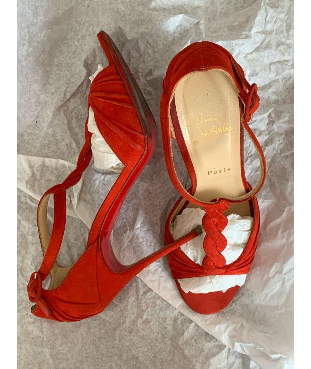 CHRISTIAN LOUBOUTIN Красные замшевые босоножки, фото 4