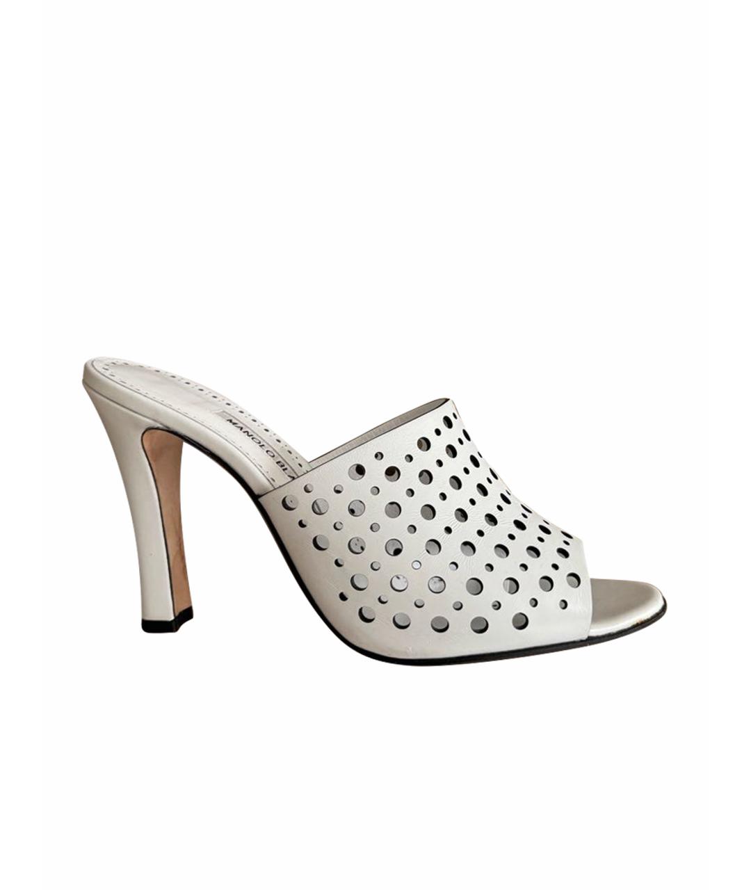 MANOLO BLAHNIK Белые кожаные мюли, фото 1