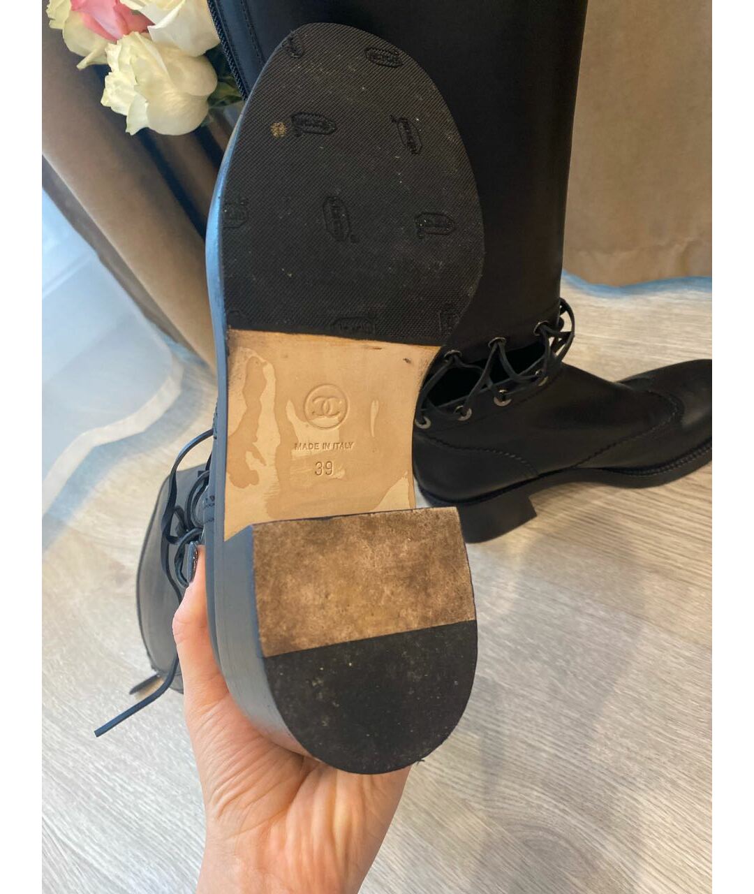 CHANEL Черные кожаные сапоги, фото 6