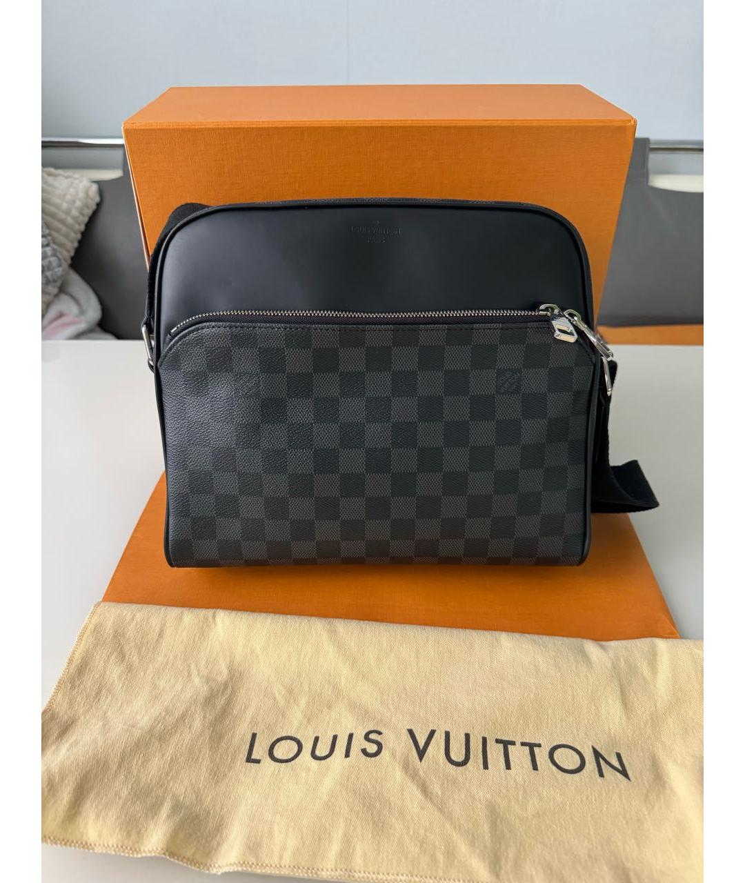 LOUIS VUITTON Черная сумка на плечо, фото 9