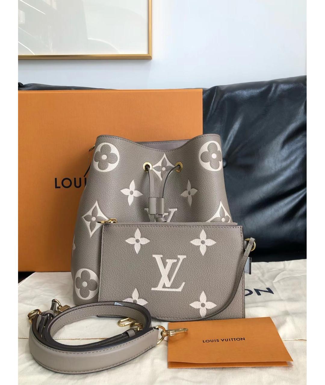 LOUIS VUITTON Серая кожаная сумка через плечо, фото 2