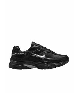 NIKE Низкие кроссовки / кеды