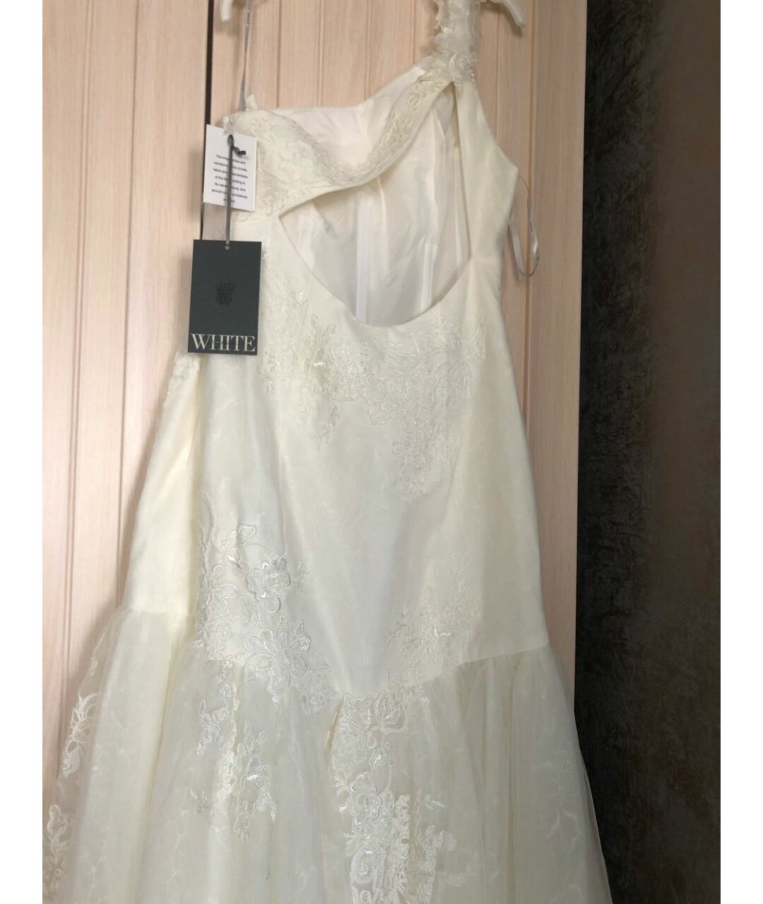 VERA WANG Бежевое атласное свадебное платье, фото 5