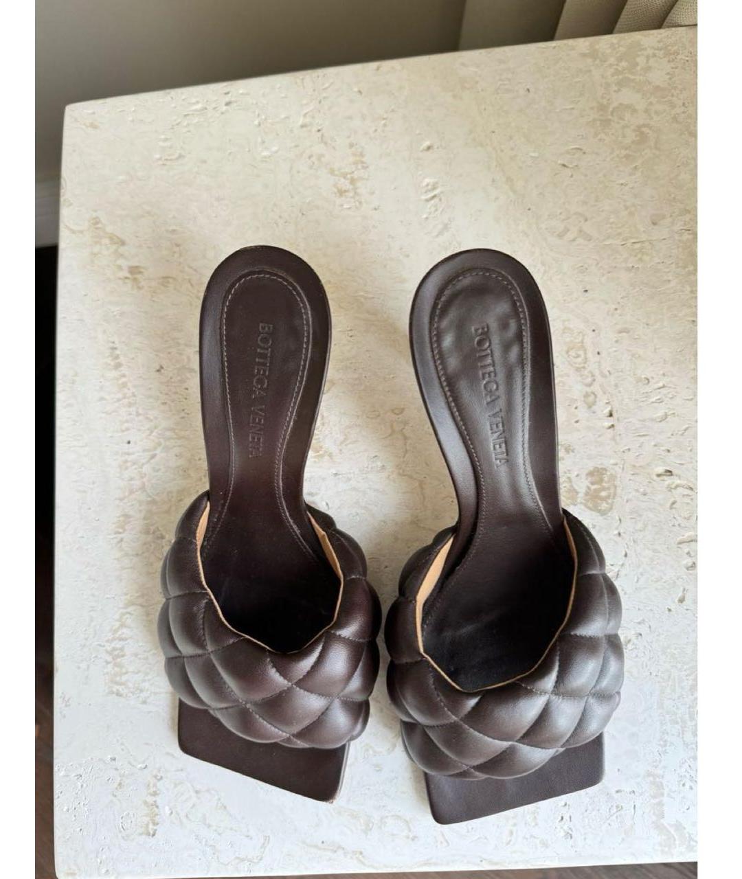 BOTTEGA VENETA Коричневые кожаные мюли, фото 2