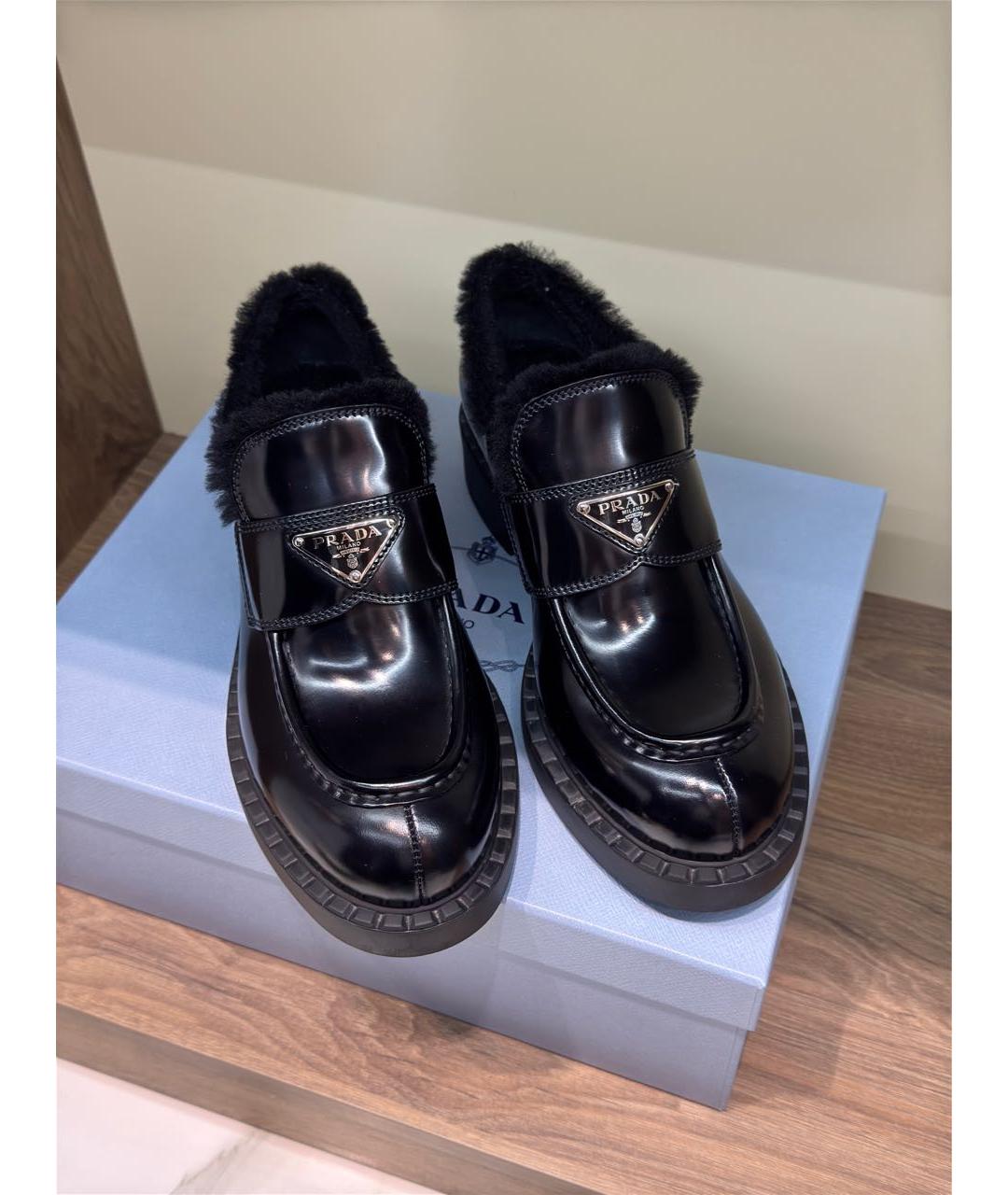 PRADA Черные лоферы из лакированной кожи, фото 3