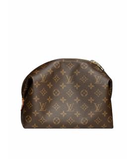 LOUIS VUITTON Косметичка