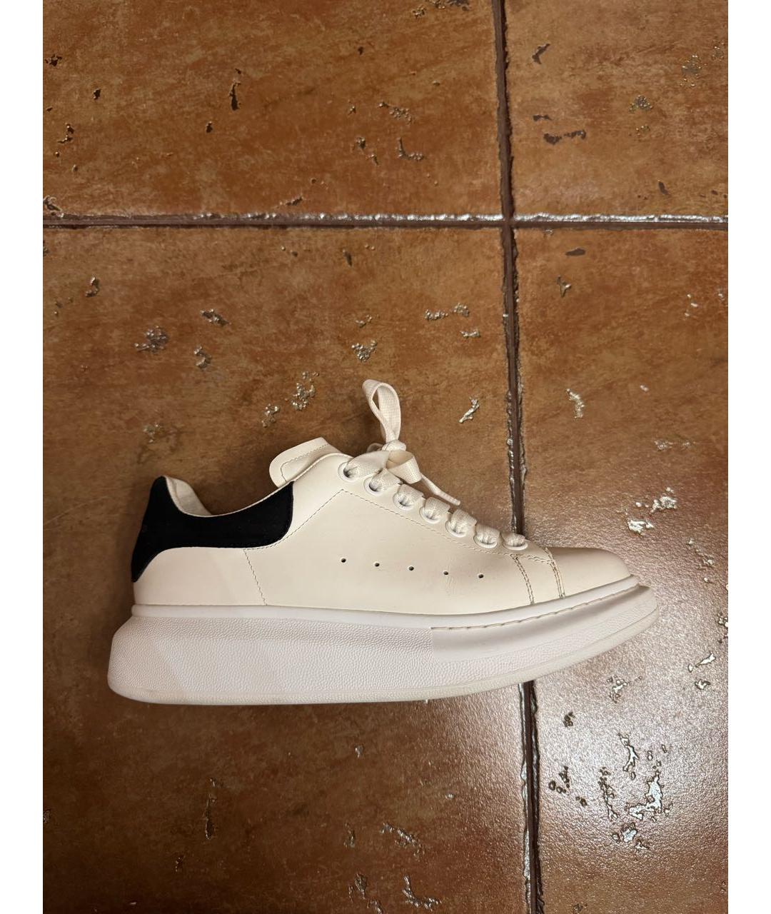 ALEXANDER MCQUEEN Белые кожаные кеды, фото 6