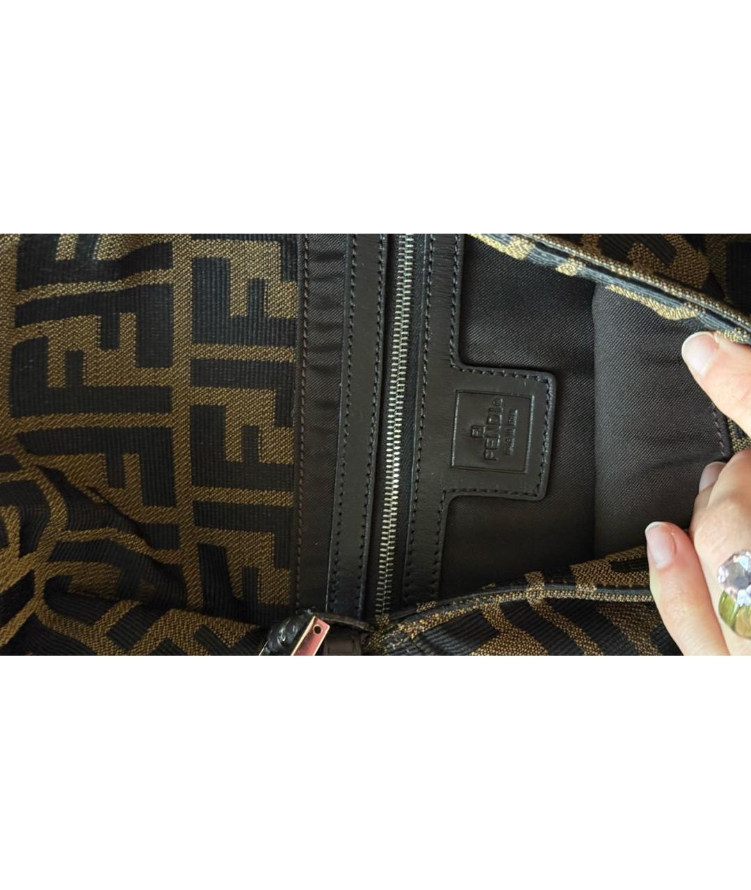 FENDI Коричневая тканевая сумка с короткими ручками, фото 7