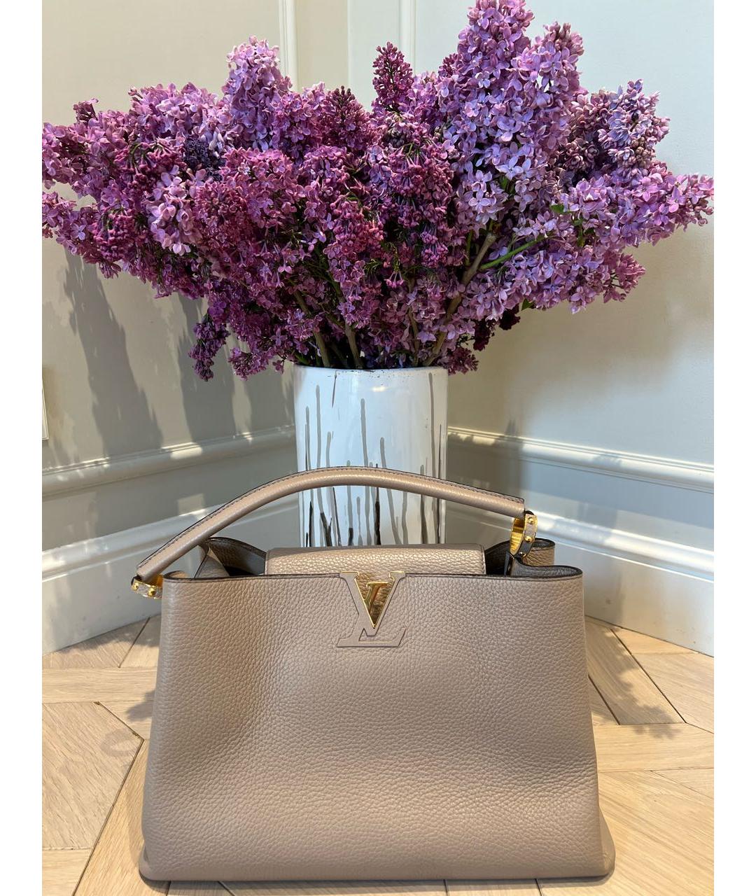 LOUIS VUITTON Бежевая кожаная сумка с короткими ручками, фото 9