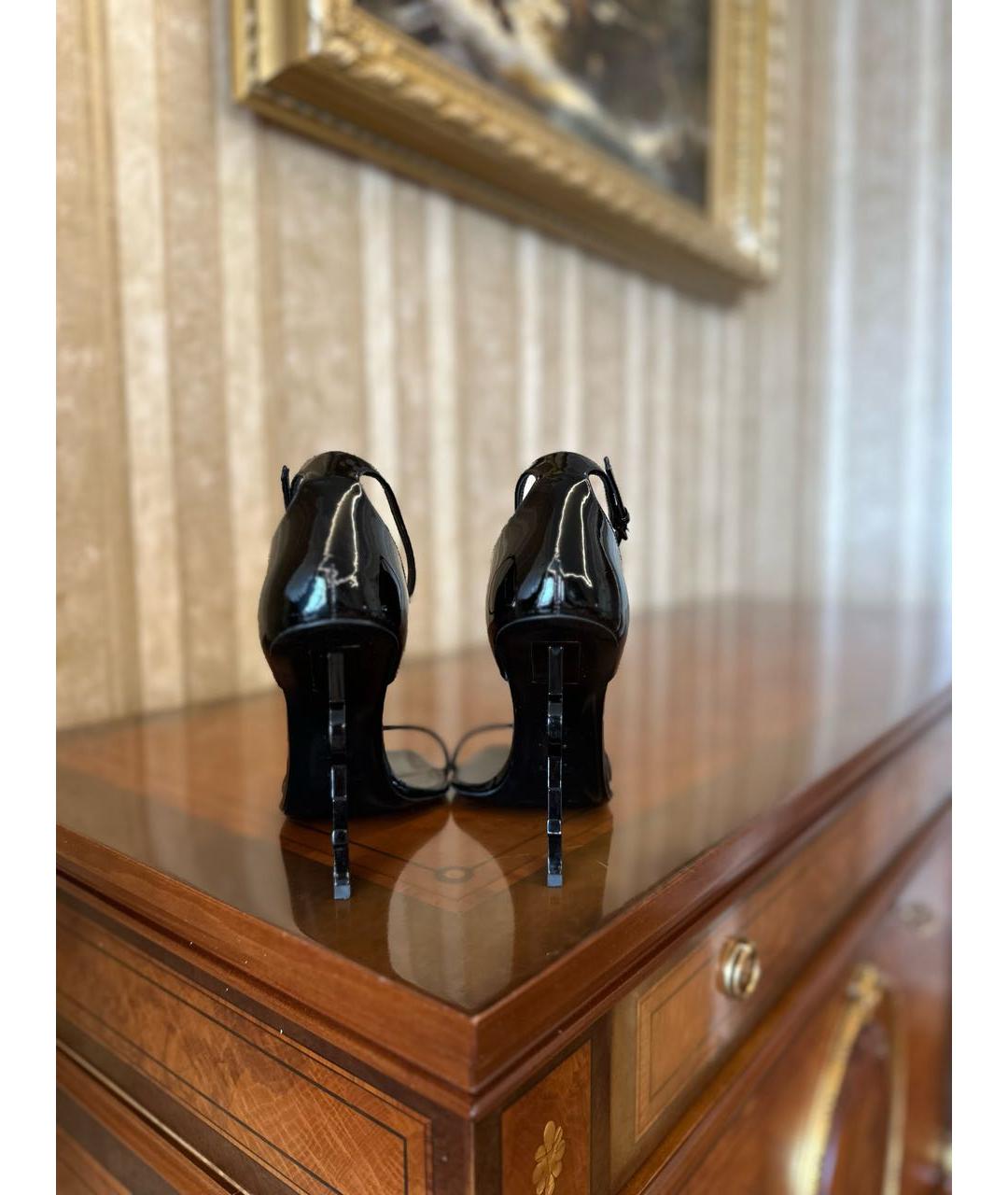 SAINT LAURENT Черные босоножки из лакированной кожи, фото 8