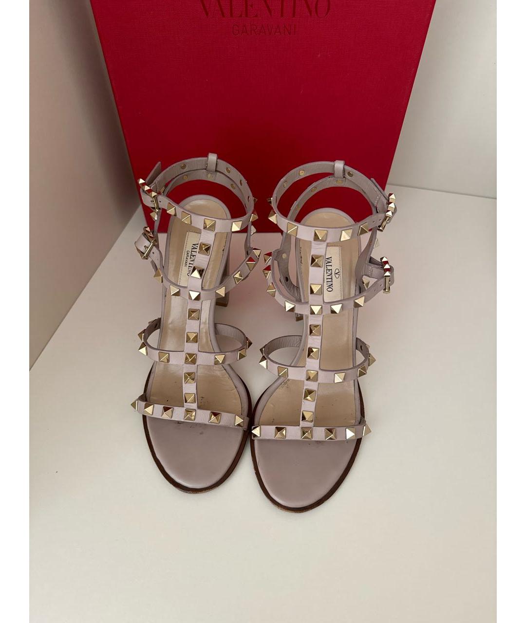 VALENTINO Бежевые кожаные босоножки, фото 2