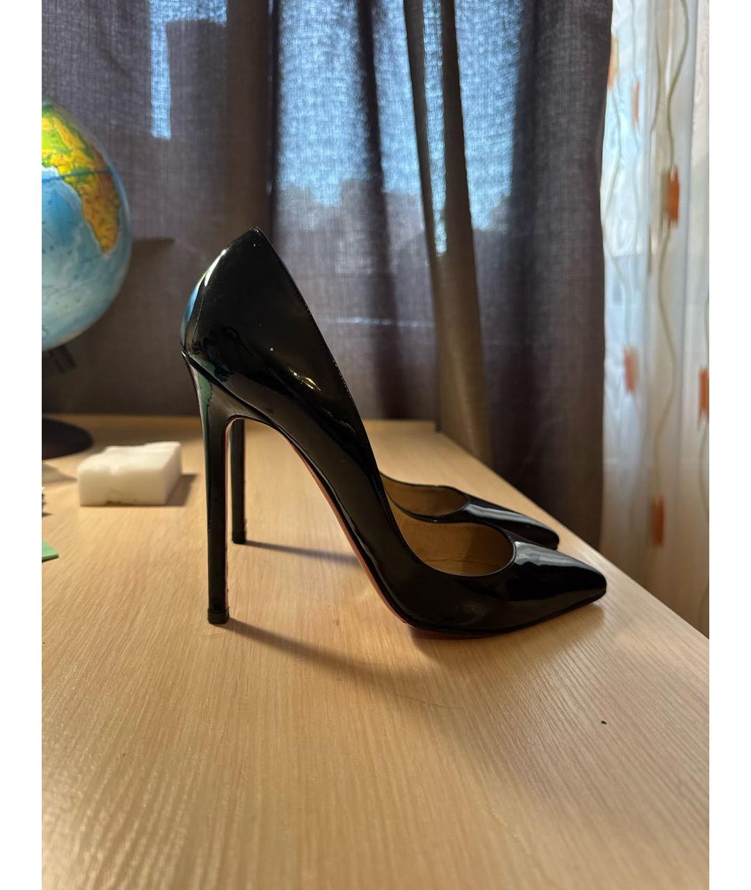 CHRISTIAN LOUBOUTIN Черные туфли из лакированной кожи, фото 7