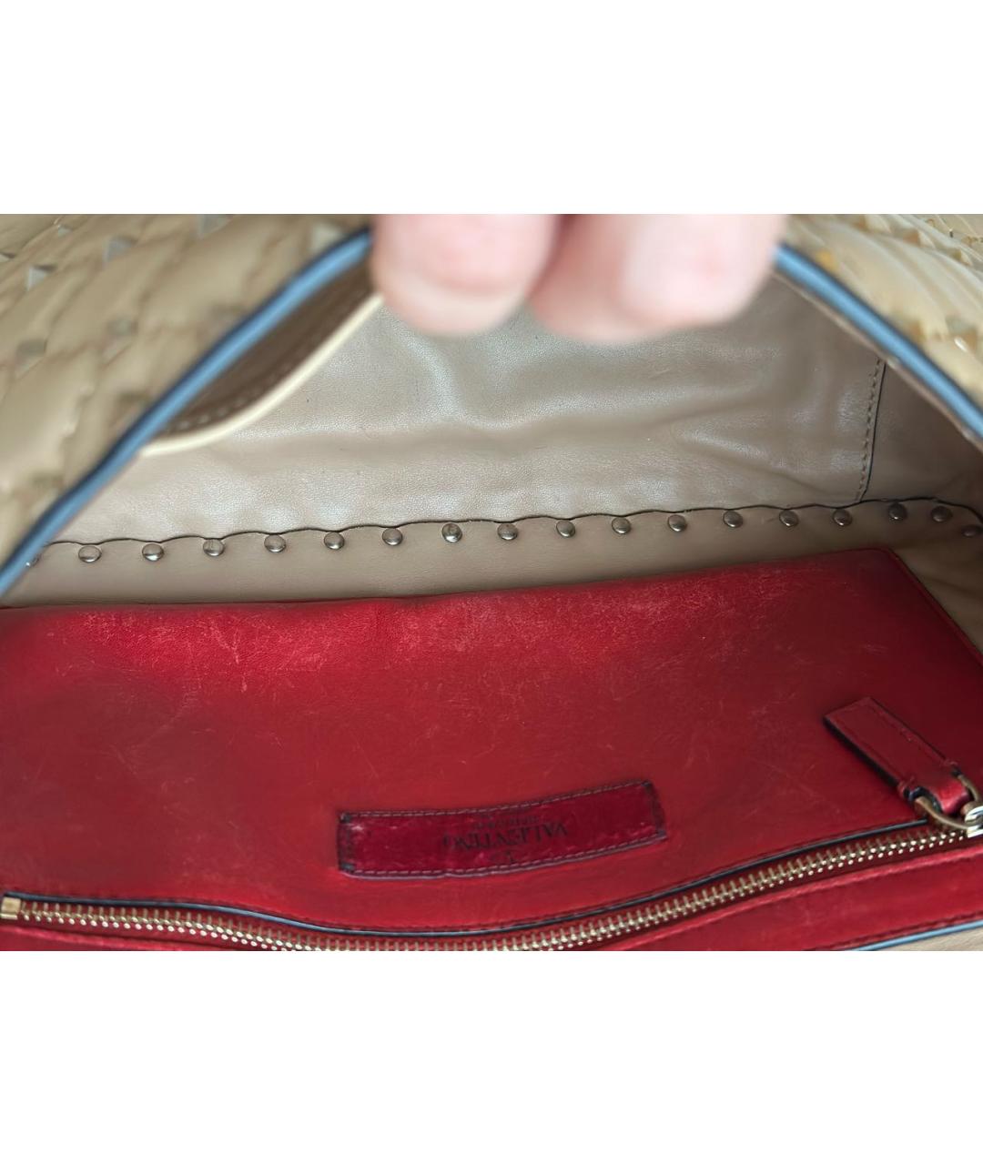 VALENTINO Бежевая кожаная сумка с короткими ручками, фото 5