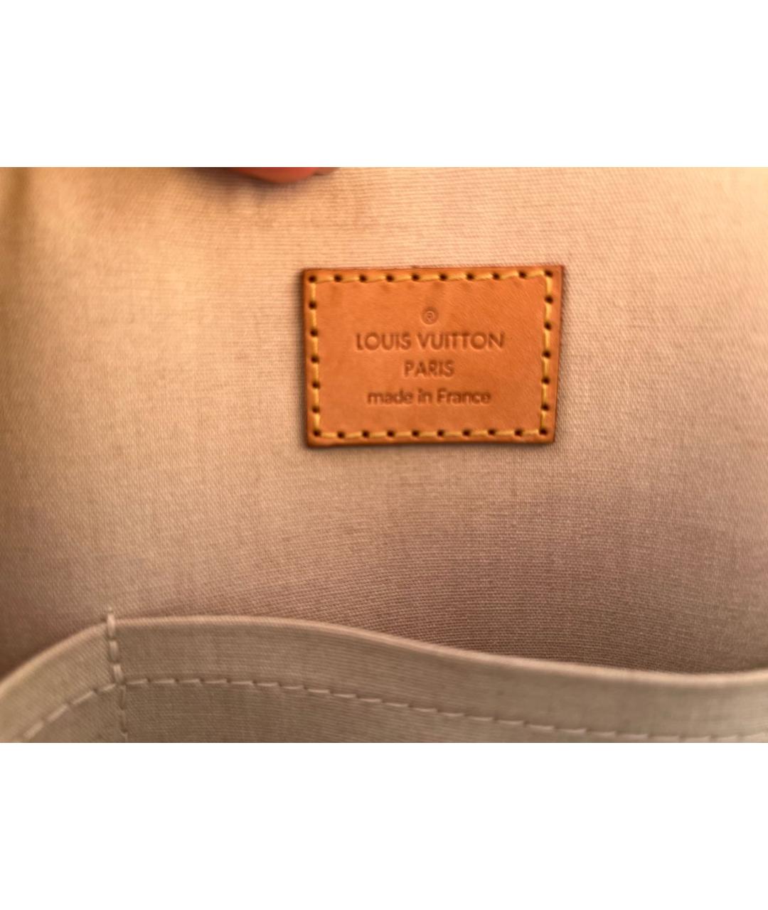 LOUIS VUITTON Белая сумка с короткими ручками из лакированной кожи, фото 6