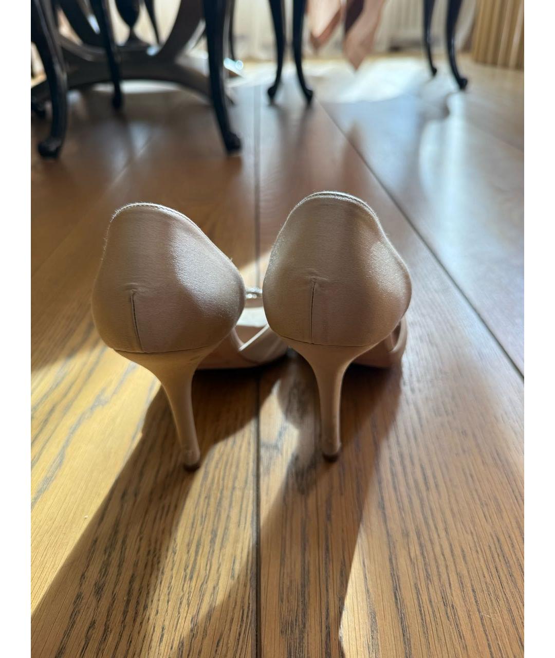MANOLO BLAHNIK Бежевые текстильные туфли, фото 3