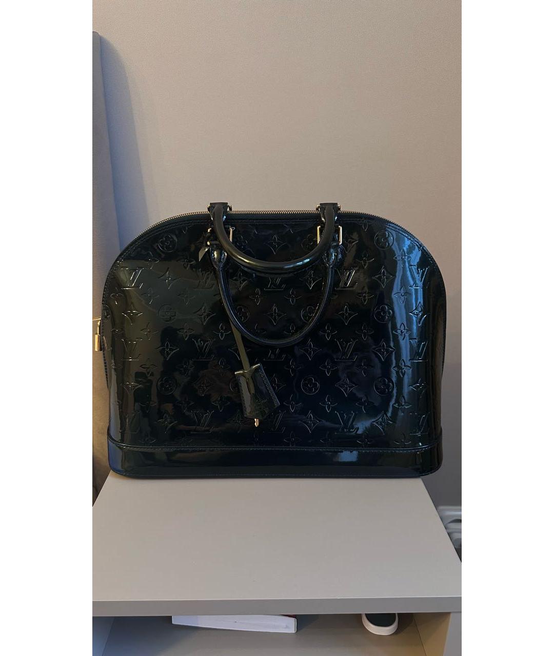 LOUIS VUITTON Зеленая сумка с короткими ручками из лакированной кожи, фото 9