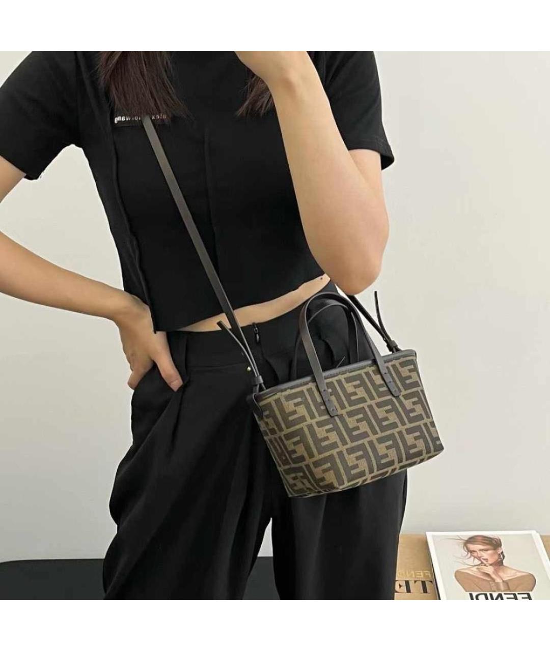 FENDI Коричневая тканевая сумка через плечо, фото 4