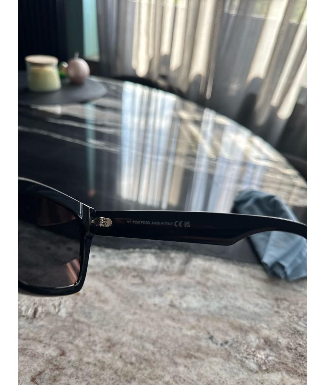 TOM FORD Черные пластиковые солнцезащитные очки, фото 6