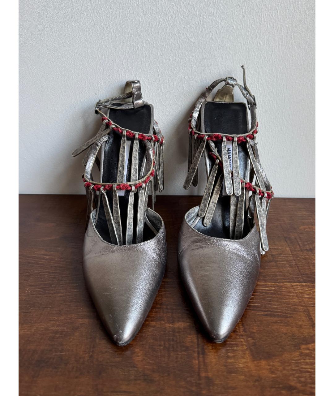 MANOLO BLAHNIK Серебряные кожаные туфли, фото 4