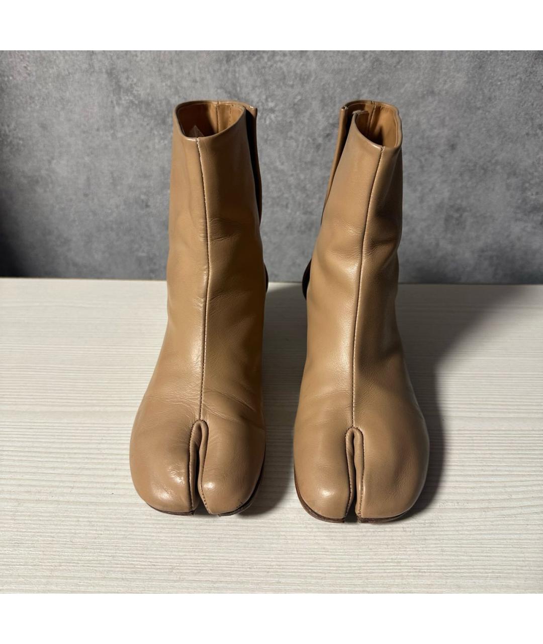 MAISON MARGIELA Бежевые кожаные ботильоны, фото 2