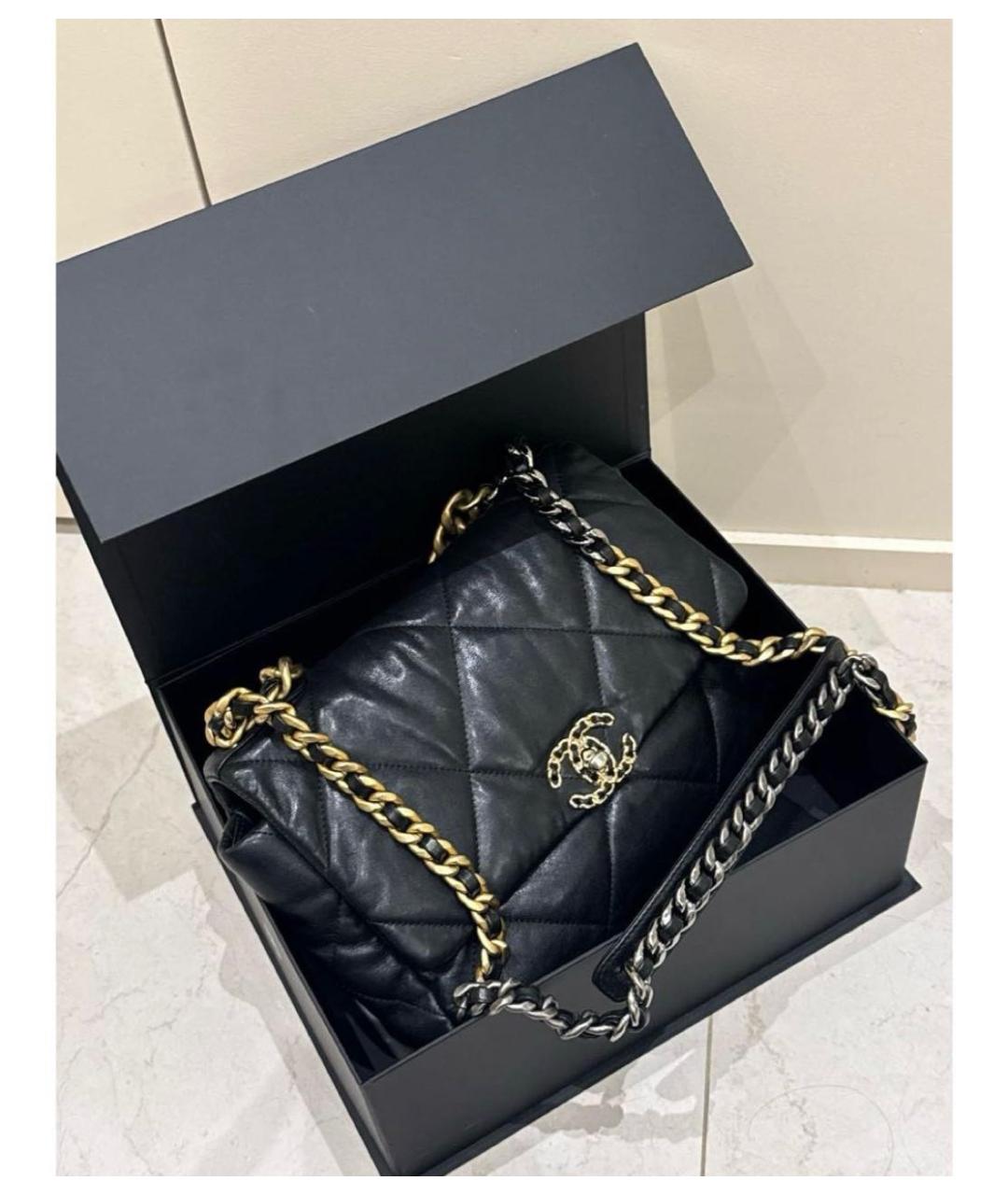 CHANEL Черная кожаная сумка с короткими ручками, фото 2