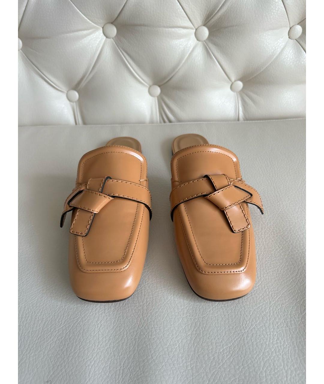 LOEWE Горчичные кожаные мюли, фото 2
