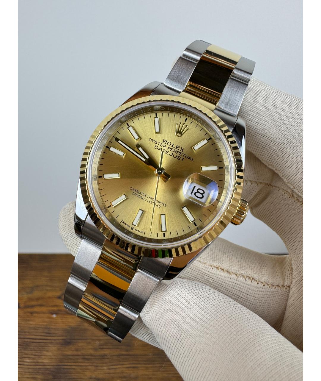 ROLEX Часы из желтого золота, фото 2