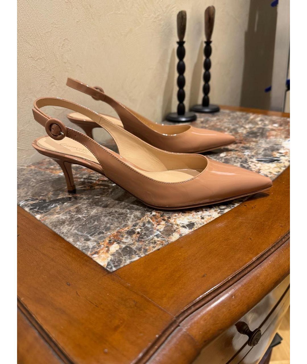 GIANVITO ROSSI Туфли из лакированной кожи, фото 6