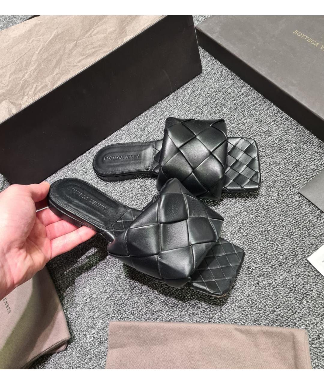 BOTTEGA VENETA Черные кожаные мюли, фото 7