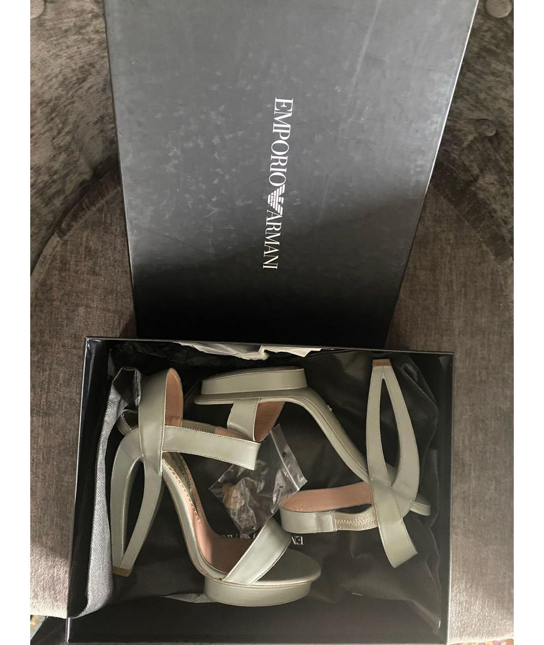 EMPORIO ARMANI Серые кожаные босоножки, фото 8