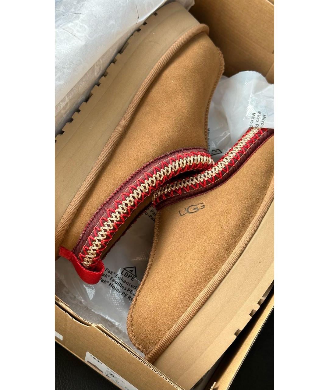 UGG AUSTRALIA Коричневые замшевые ботинки, фото 2