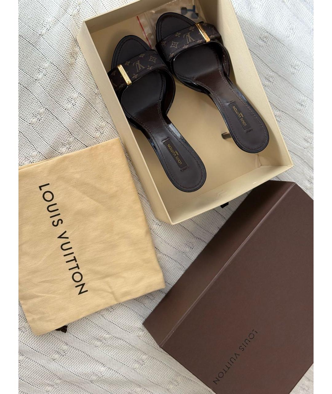 LOUIS VUITTON Коричневые мюли из лакированной кожи, фото 5